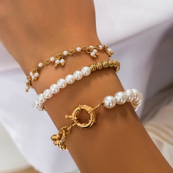 Sweet Cool Multi-portrait Pearl Bracelet Set