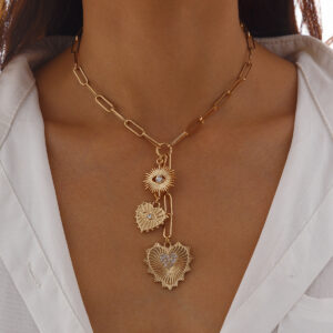 8087fb96-5ca5-40ef-acaa-1e40eba15236.jpg Cold Wind Heart-shaped Alloy Pendant Clavicle Chain
