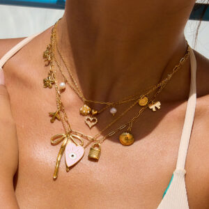 O1CN012PGroB1VWn0HpEqGU_2212948222661-0-cib.jpg Bow Pendant Necklace Stainless Steel Personality Simple