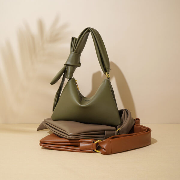 One-shoulder Crossbody Large Capacity Advanced Portable Cattle Leather Bag