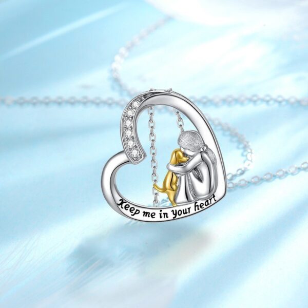 49901f96-c6cb-49b8-a2a6-0a4427896956.jpg A Multi-functional Necklace With A Pendant Is The Perfect Gift To Celebrate Your Most Cherished Moments